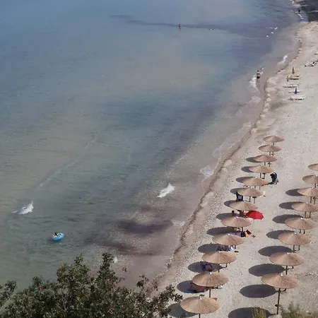 公寓 Barouti 基尼拉